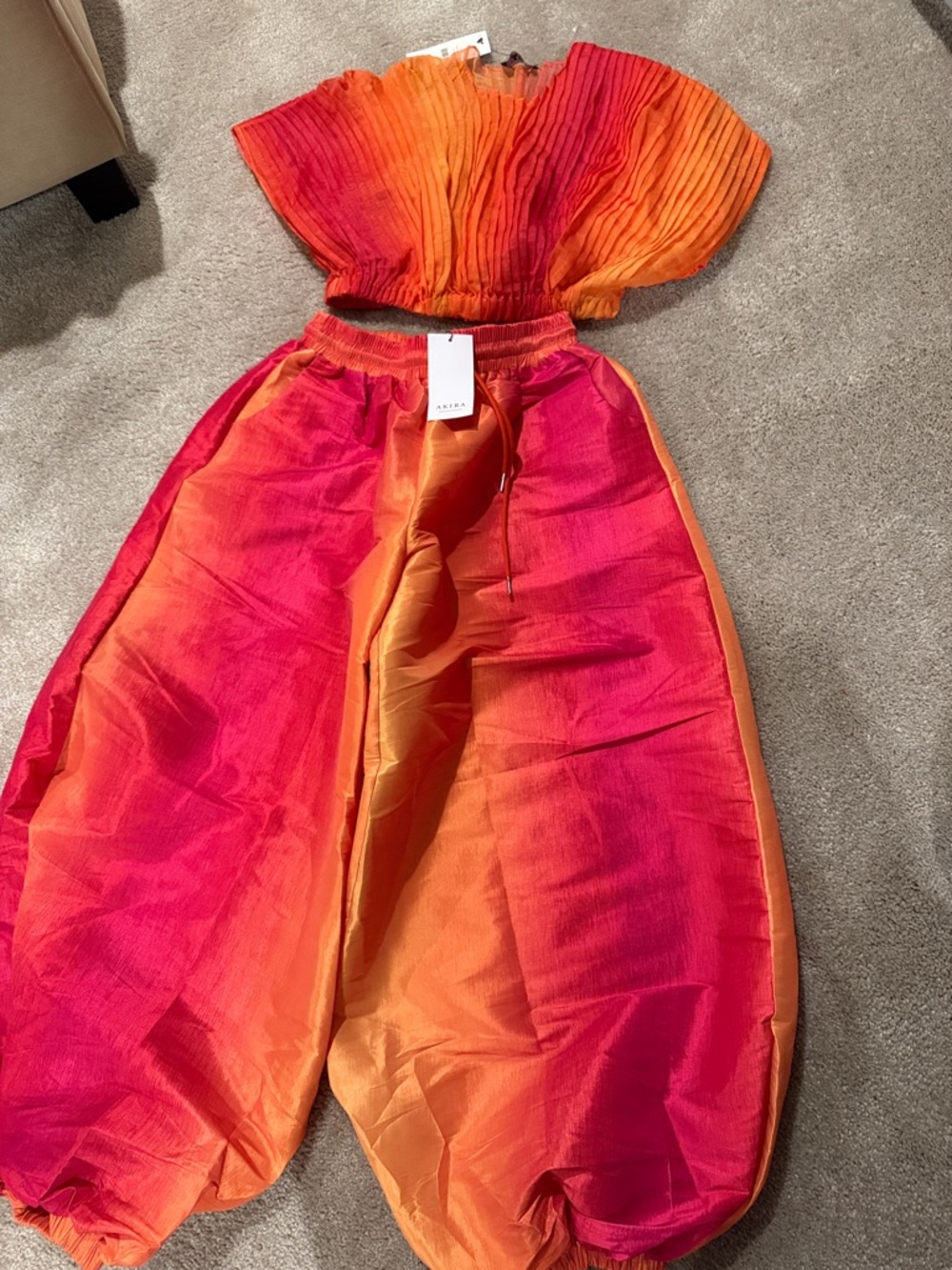 AKIRA Sunset Ombre Top and Wide-Leg Pants in Orange & Pink NWT Size M - Picture 7 of 10